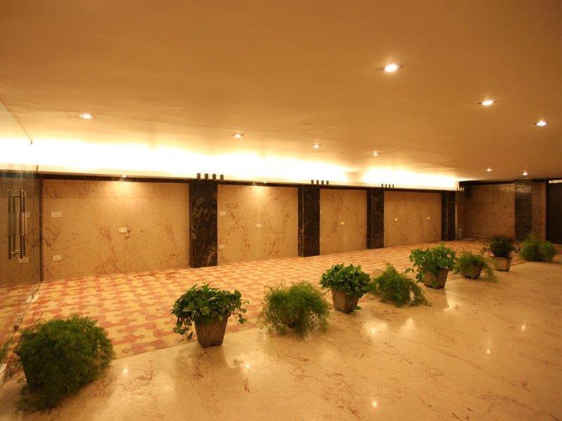 Hotel Bonlon Inn New Delhi Bagian luar foto